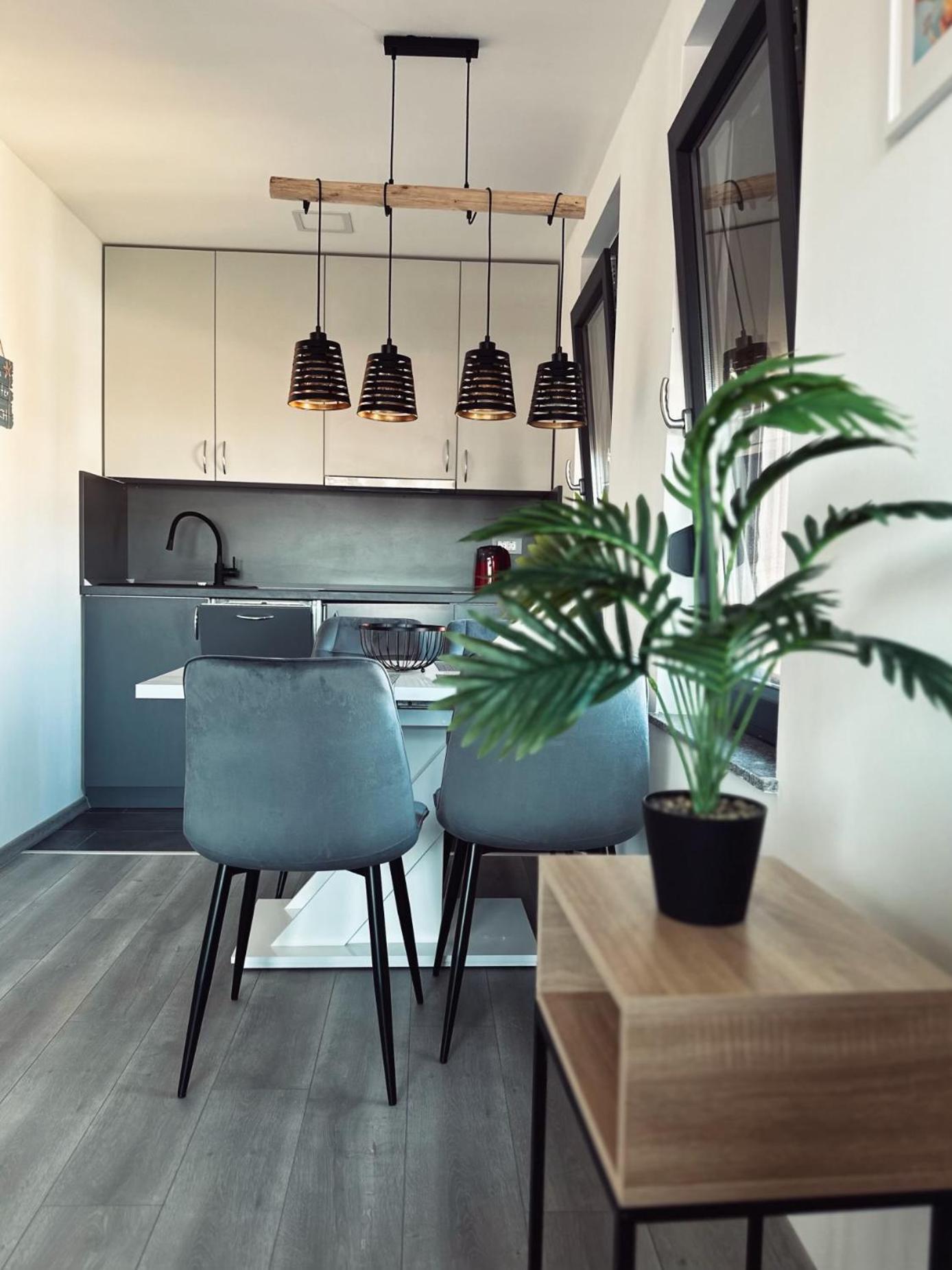 Monachus Apartments Вир Екстериор снимка